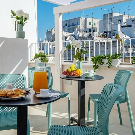 La Bella Bed & Breakfast 4*