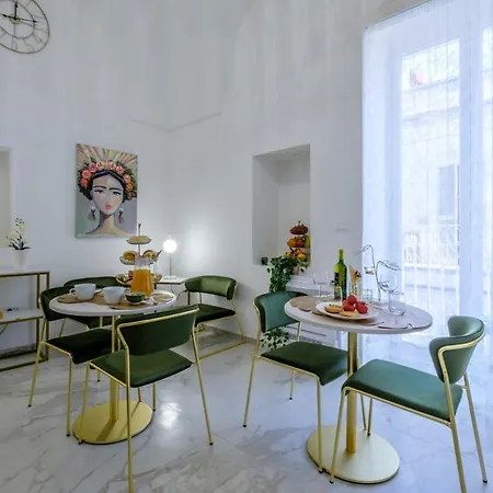 La Bella Bed & Breakfast