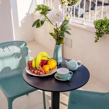 La Bella Bed & Breakfast