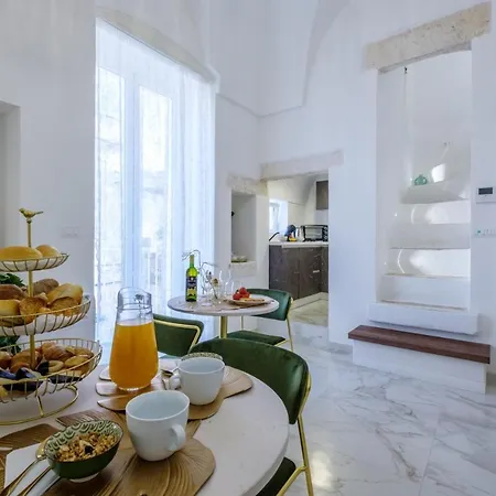 La Bella Bed & Breakfast