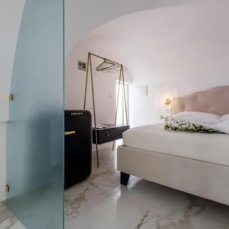 La Bella Bed & Breakfast