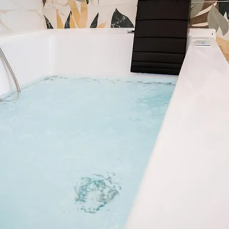 Bed & Breakfast La Bella 4*