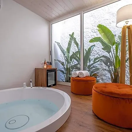 La Bella Bed & Breakfast