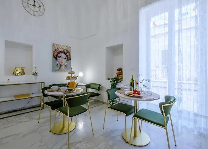 La Bella Bed & Breakfast