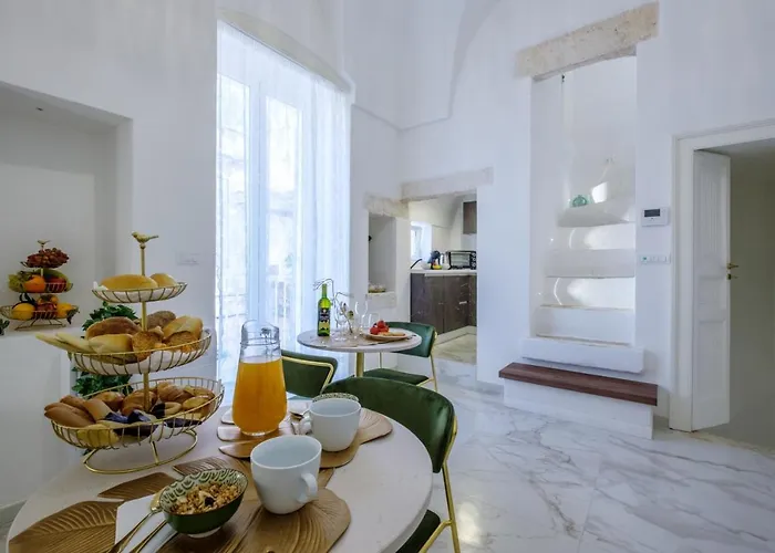 La Bella Bed & Breakfast