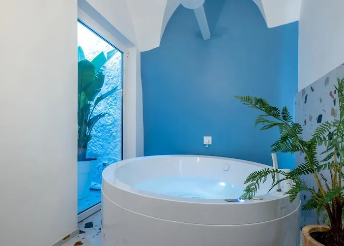 La Bella Bed & Breakfast